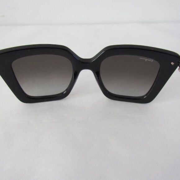 NEW Salvatore Ferragamo Sunglasses Black Smoke Gradient SF1041S 001 New in Box main image 6